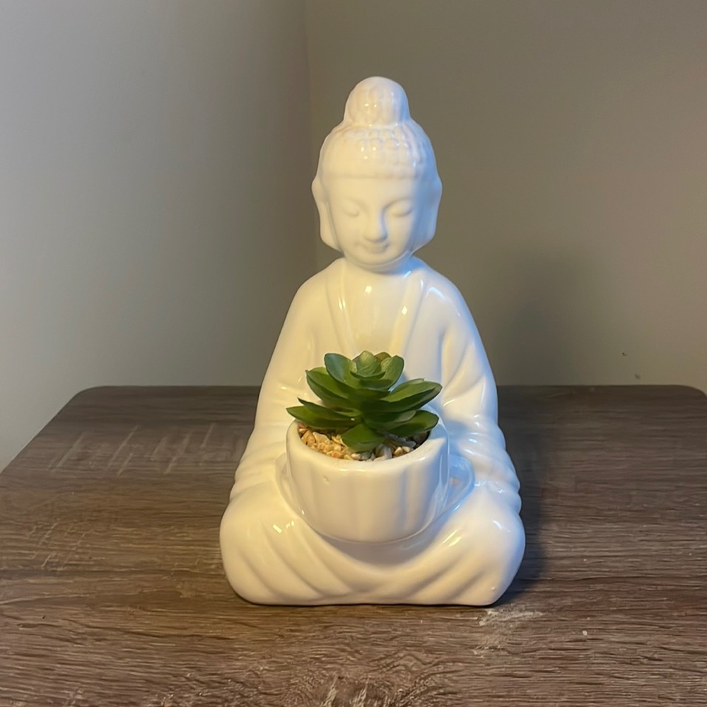Buddha statue